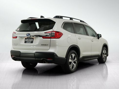 Used 2025 Subaru Ascent Premium AWD/4WD image 5