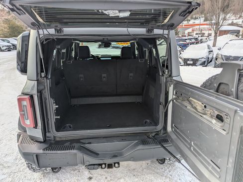 Used 2021 Ford Bronco Badlands image 16