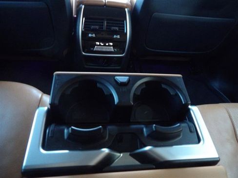 Used 2021 BMW X7 xDrive40i w/ Parking Assistance Package image 19