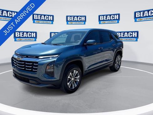 New 2026 Chevrolet Equinox LT w/ Convenience Package II FWD image 4