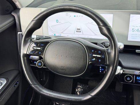 Used 2022 Hyundai Ioniq 5 Limited image 19