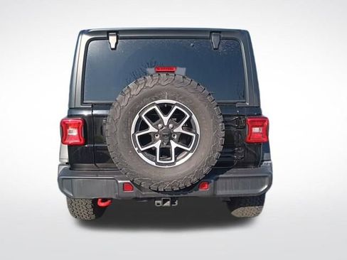 Used 2025 Jeep Wrangler Unlimited Rubicon image 4
