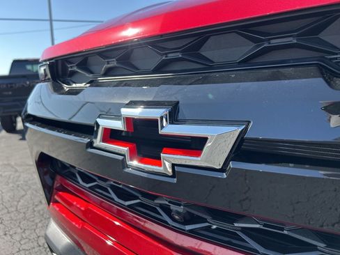 New 2026 Chevrolet Colorado ZR2 w/ Technology Package AWD/4WD image 11