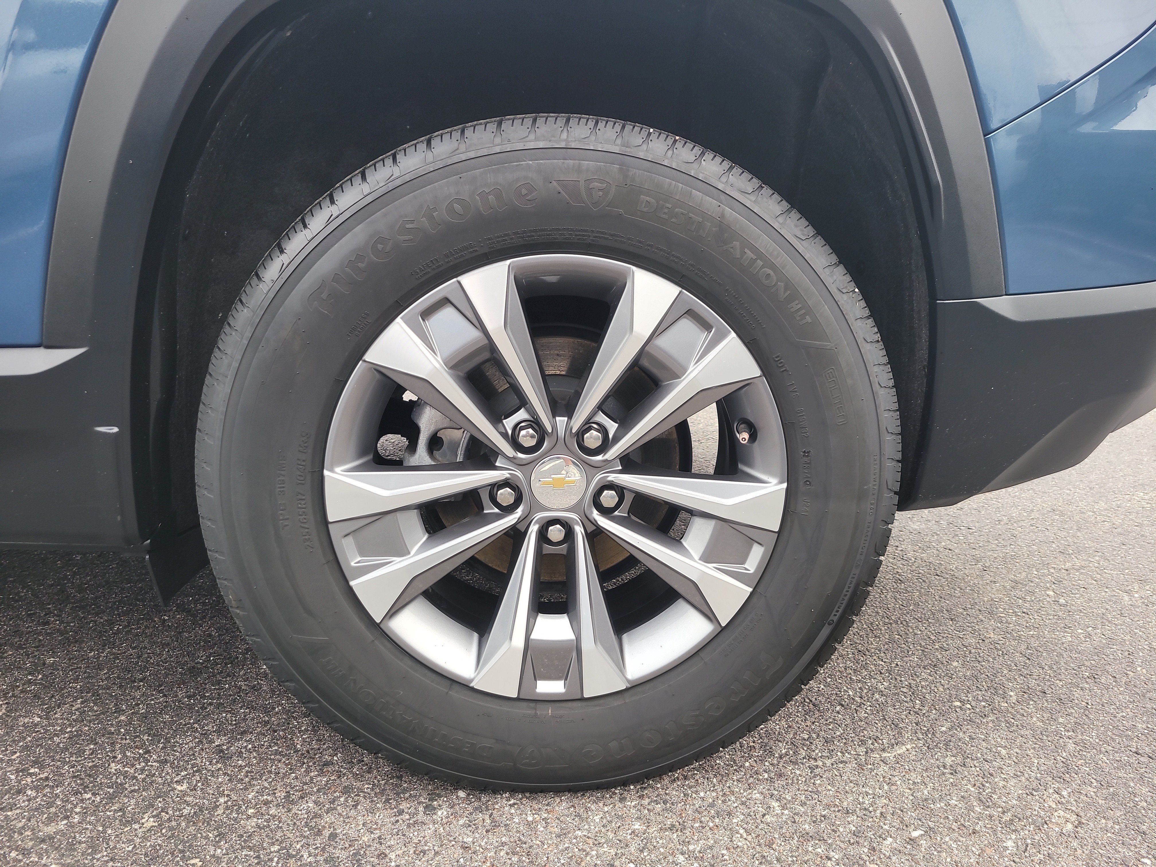 Used 2025 Chevrolet Equinox LT w/ Convenience Package II FWD image 8