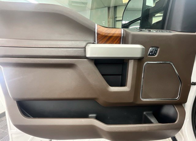 Used 2017 Ford F250 King Ranch w/ King Ranch Ultimate Package AWD/4WD image 14