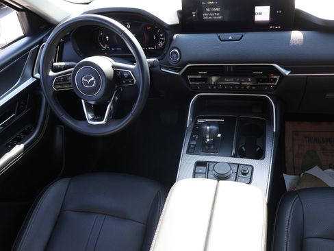 Used 2025 MAZDA CX-70 Plug-In Hybrid w/ Premium Pkg AWD/4WD image 13