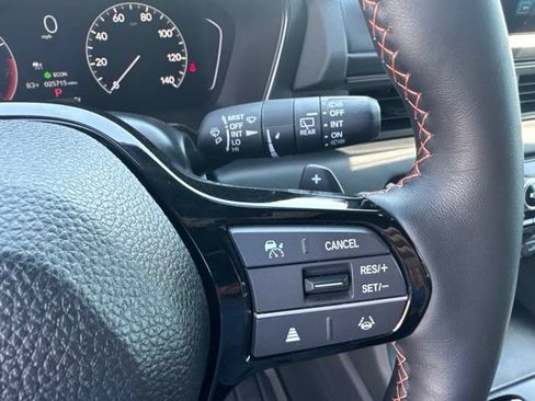 Certified 2025 Honda Pilot TrailSport image 27