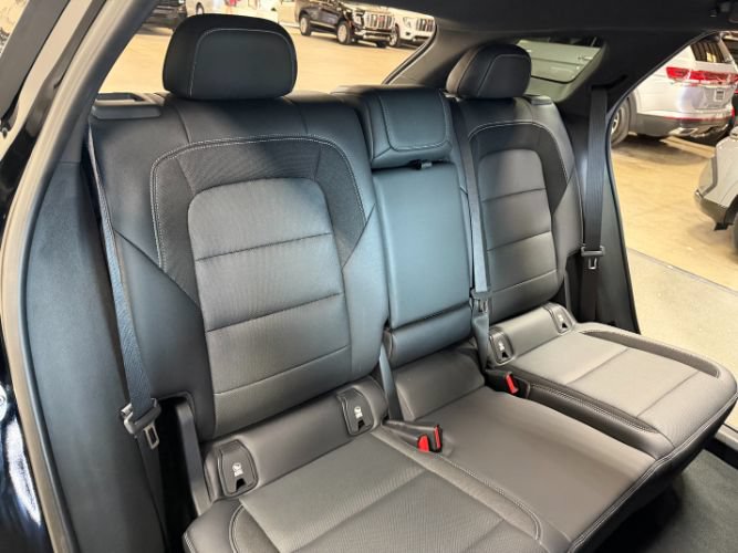 Used 2024 Chevrolet Blazer EV LT AWD/4WD image 30