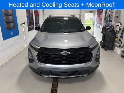 Used 2025 Chevrolet Equinox RS w/ Convenience Package III AWD/4WD image 2