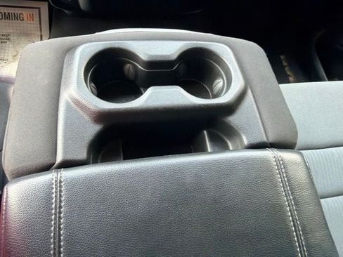Used 2023 RAM 1500 Big Horn AWD/4WD image 17