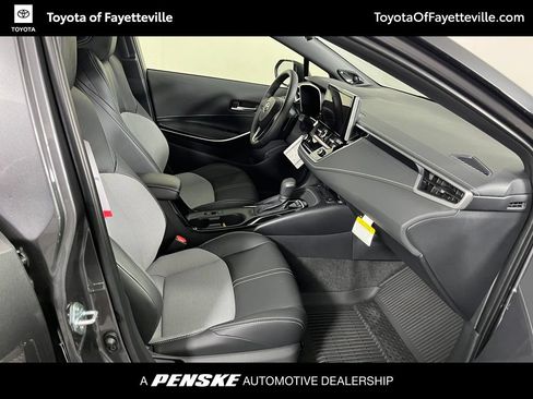Used 2026 Toyota Corolla XSE FWD image 6