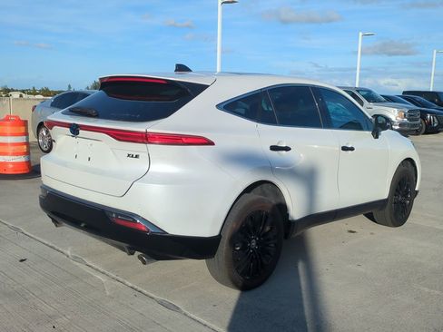 Used 2024 Toyota Venza Nightshade image 5