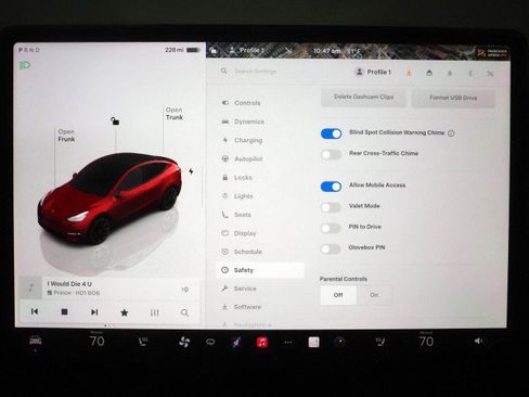 Used 2023 Tesla Model Y Long Range AWD/4WD image 32
