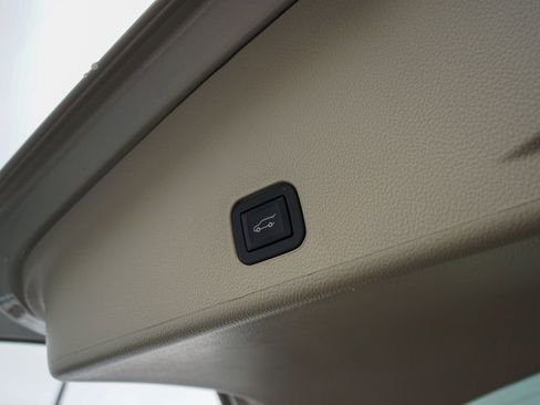 Used 2016 Cadillac SRX Performance w/ Driver Awareness Package image 34