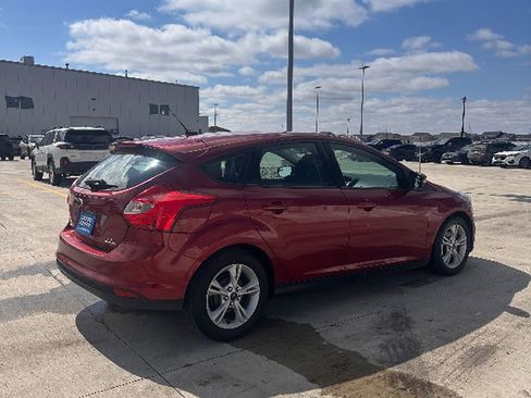 Used 2014 Ford Focus SE image 5