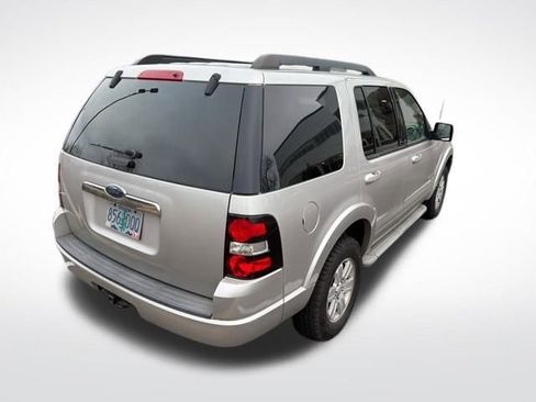 Used 2007 Ford Explorer XLT image 6