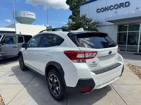 Used 2019 Subaru Crosstrek 2.0i Premium w/ Moonroof Package AWD/4WD image 8