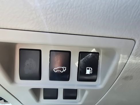 Used 2011 Lexus RX 350 AWD w/ Premium Pkg image 38