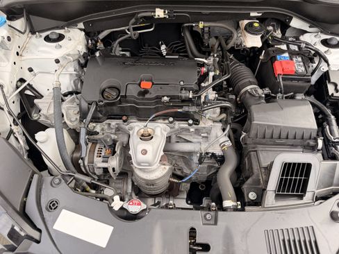 Certified 2024 Honda HR-V LX image 31