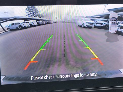 Used 2023 Ford Explorer XLT image 16