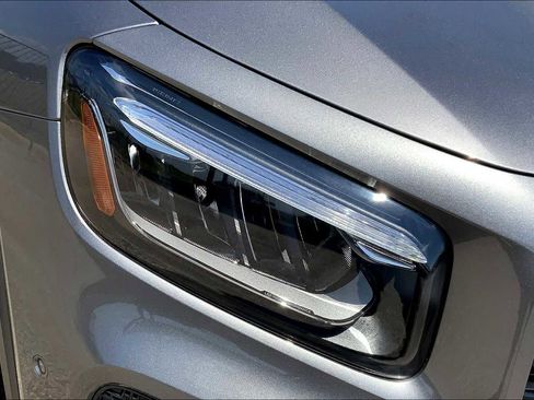 New 2025 Mercedes-Benz GLB 250 image 20