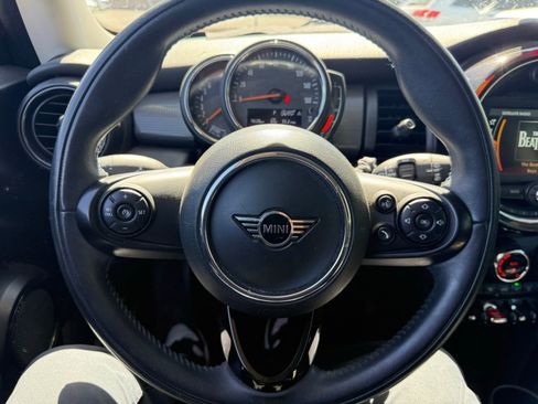 Used 2020 MINI Cooper 2-Door Hardtop FWD image 14