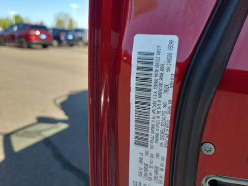 Used 2014 RAM 2500 Limited AWD/4WD image 29