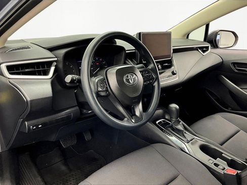 Used 2025 Toyota Corolla LE image 14