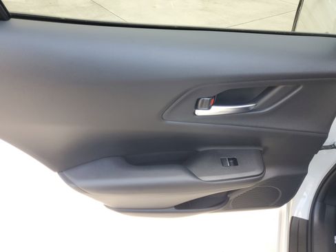 Certified 2025 Toyota Prius Limited image 14