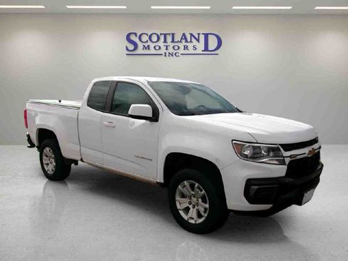 Used 2022 Chevrolet Colorado LT w/ Fleet Safety Package image 4