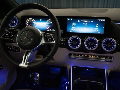 New 2026 Mercedes-Benz GLA 250 image 28