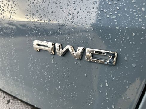 Used 2025 Ford Escape Active w/ Tech Pack #1 image 9