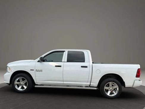 Used 2017 RAM 1500 Express AWD/4WD image 8
