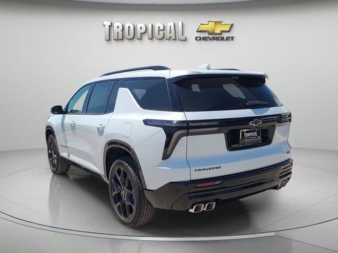 New 2026 Chevrolet Traverse RS image 2
