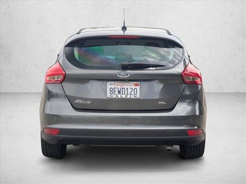 Used 2018 Ford Focus SEL FWD image 7