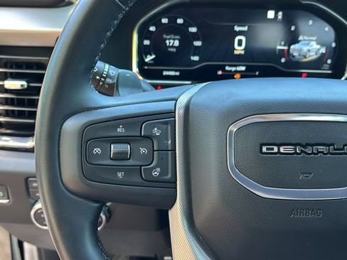 Used 2025 GMC Sierra 1500 Denali w/ Denali Reserve Package AWD/4WD image 23