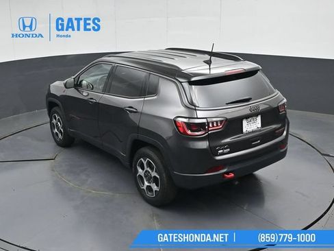 Used 2022 Jeep Compass Trailhawk w/ Trailhawk Convenience Group AWD/4WD image 49