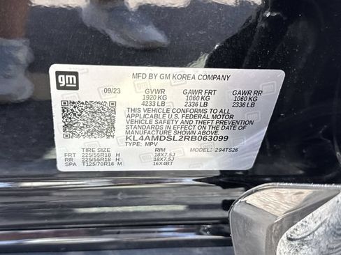 Used 2024 Buick Encore GX Sport Touring FWD image 31
