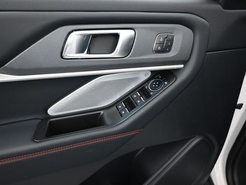 New 2026 Ford Explorer ST w/ Sun And Sound Package image 31