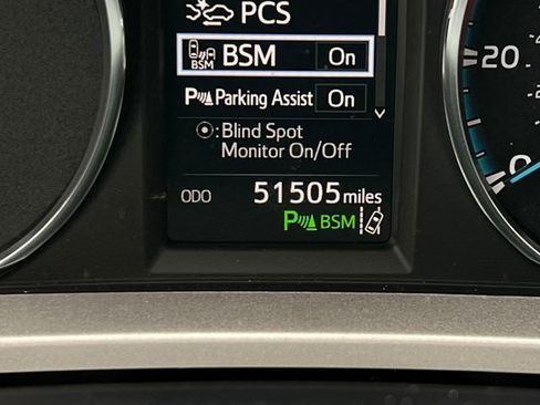 Used 2018 Toyota RAV4 XLE image 22