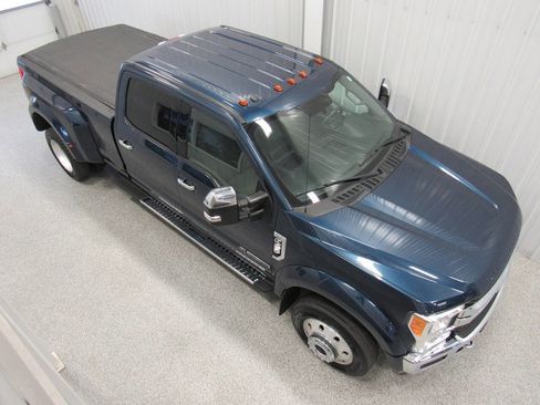 Used 2017 Ford F450 XLT w/ XLT Premium Package AWD/4WD image 5