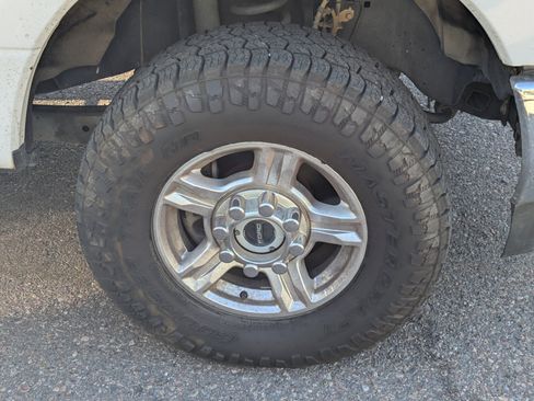 Used 2017 Ford F250 XL w/ Power Equipment Group image 6