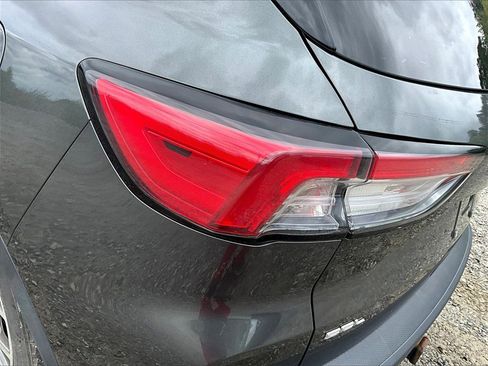 Used 2020 Ford Escape SEL image 29