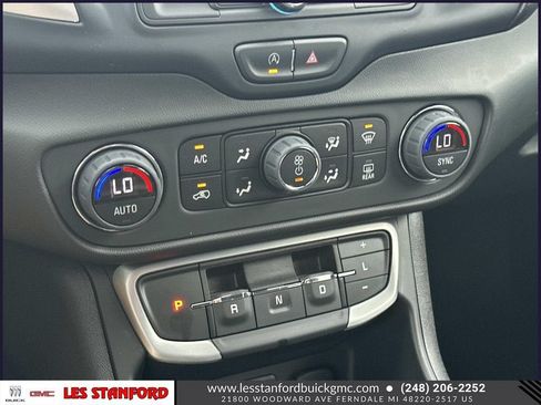 Used 2023 GMC Terrain SLE w/ Driver Convenience Package AWD/4WD image 31