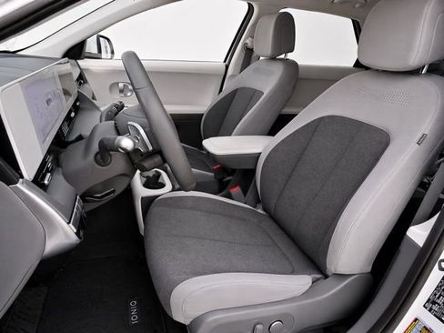 Used 2024 Hyundai Ioniq 5 SEL image 15