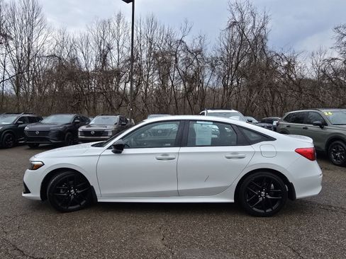 Used 2023 Honda Civic Sport image 10