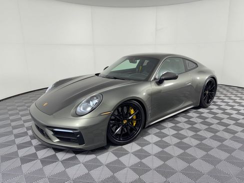 Used 2020 Porsche 911 Carrera 4S w/ Sport Package AWD/4WD image 1