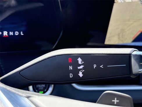 Used 2025 Chevrolet Equinox LT image 14