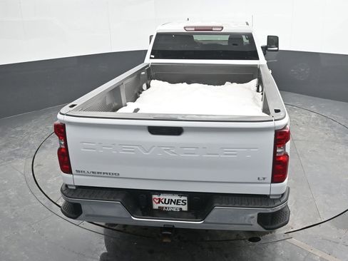Used 2024 Chevrolet Silverado 2500 LT w/ Convenience Package image 32