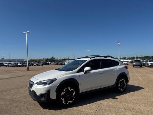 Used 2023 Subaru Crosstrek 2.5i Limited AWD/4WD image 9